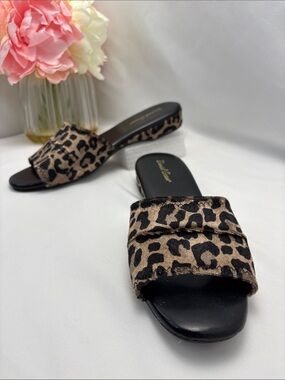 Daniel Green Women’s 7 Leopard Print Slide Mules‎ in Brown #356